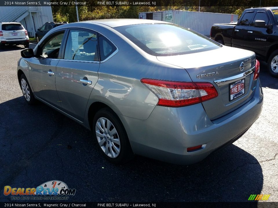 2014 Nissan Sentra S Magnetic Gray / Charcoal Photo #2