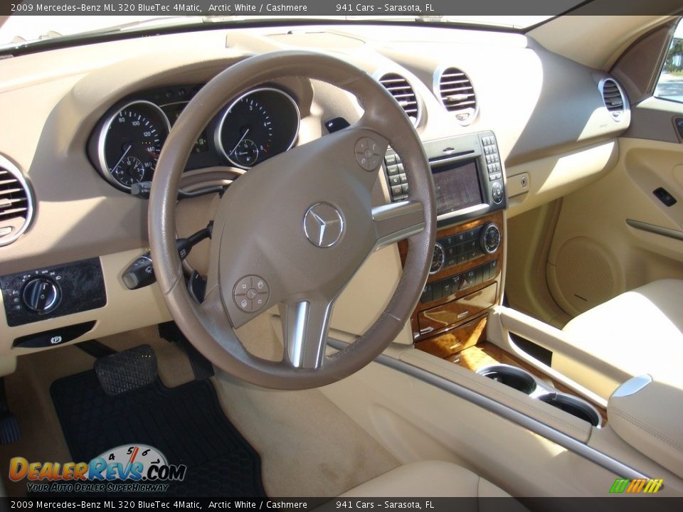 2009 Mercedes-Benz ML 320 BlueTec 4Matic Arctic White / Cashmere Photo #12