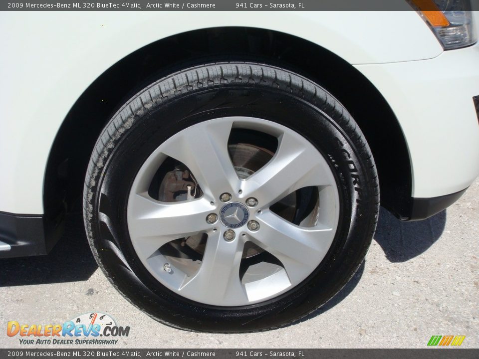 2009 Mercedes-Benz ML 320 BlueTec 4Matic Arctic White / Cashmere Photo #20
