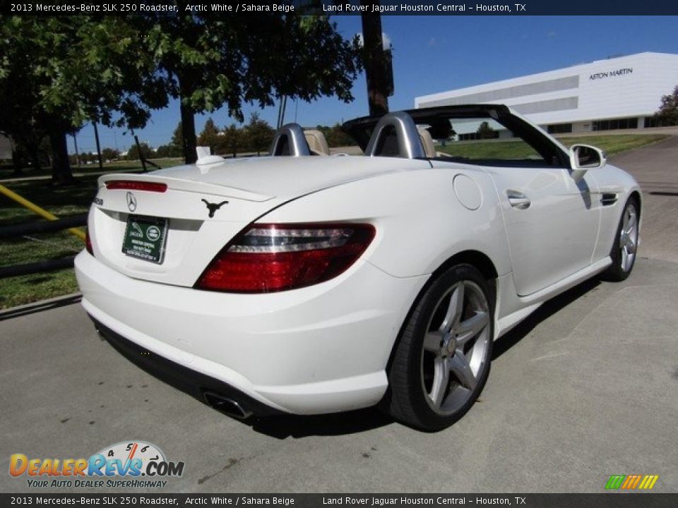 2013 Mercedes-Benz SLK 250 Roadster Arctic White / Sahara Beige Photo #7