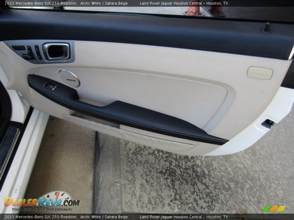2013 Mercedes-Benz SLK 250 Roadster Arctic White / Sahara Beige Photo #17