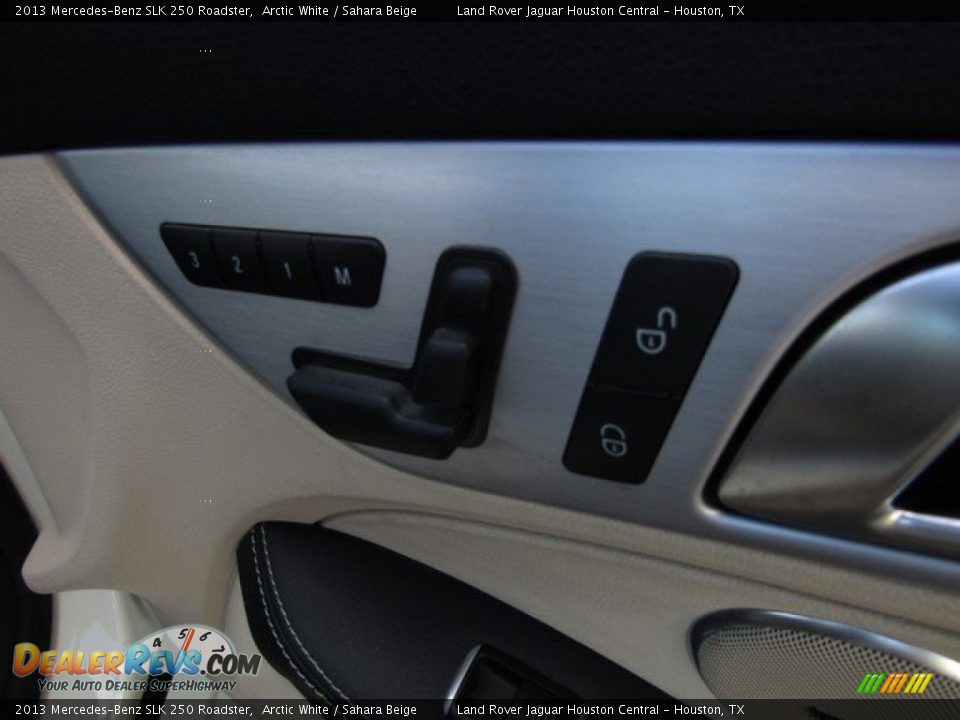 2013 Mercedes-Benz SLK 250 Roadster Arctic White / Sahara Beige Photo #18