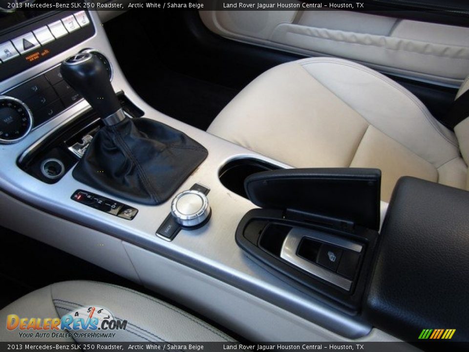 2013 Mercedes-Benz SLK 250 Roadster Arctic White / Sahara Beige Photo #28