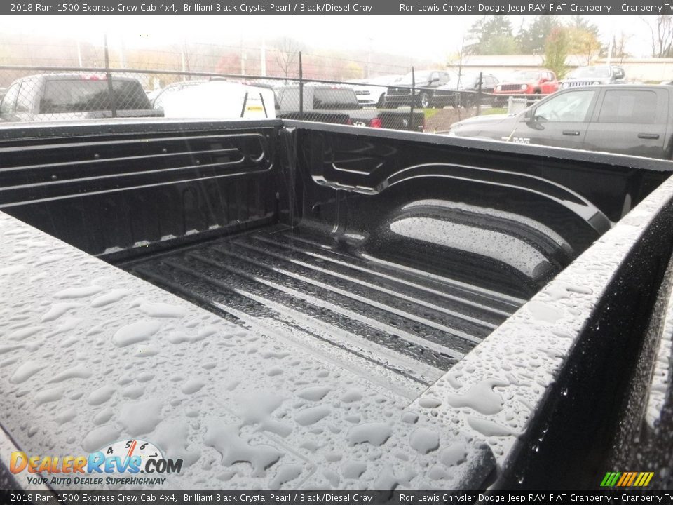 2018 Ram 1500 Express Crew Cab 4x4 Brilliant Black Crystal Pearl / Black/Diesel Gray Photo #14