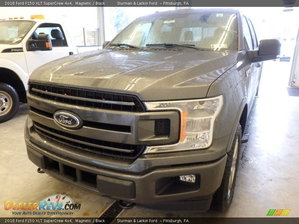 2018 Ford F150 XLT SuperCrew 4x4 Magnetic / Black Photo #4