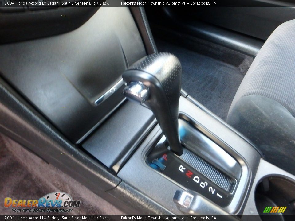 2004 Honda Accord LX Sedan Satin Silver Metallic / Black Photo #20