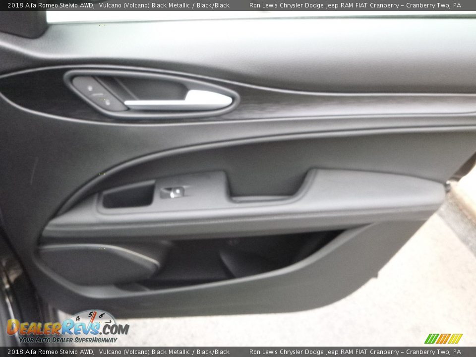 2018 Alfa Romeo Stelvio AWD Vulcano (Volcano) Black Metallic / Black/Black Photo #16