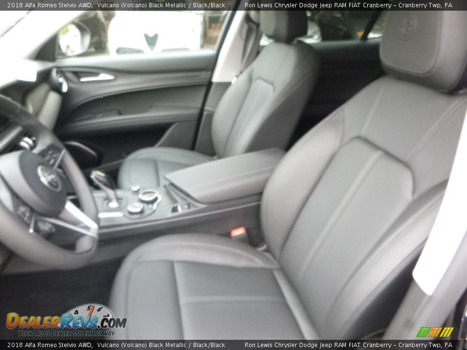 2018 Alfa Romeo Stelvio AWD Vulcano (Volcano) Black Metallic / Black/Black Photo #19