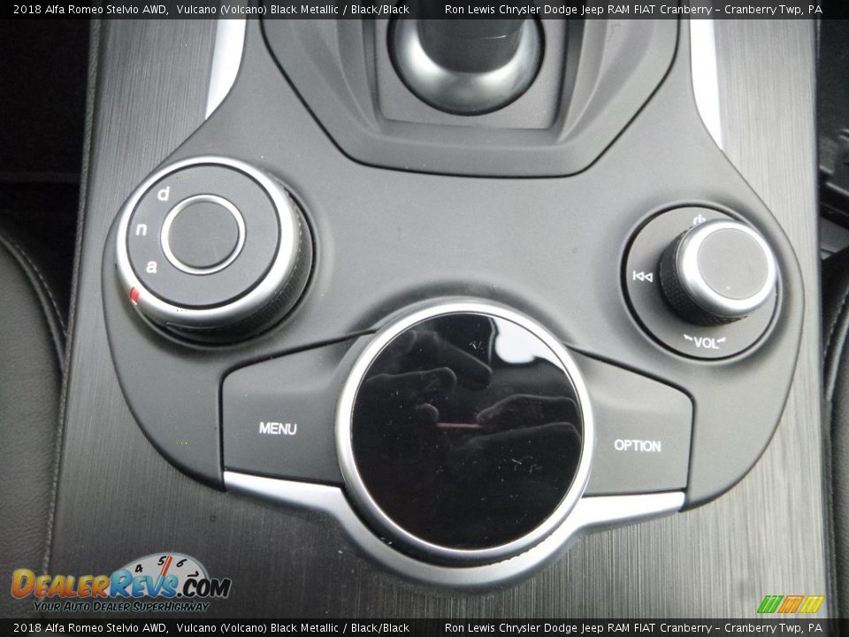 2018 Alfa Romeo Stelvio AWD Vulcano (Volcano) Black Metallic / Black/Black Photo #29