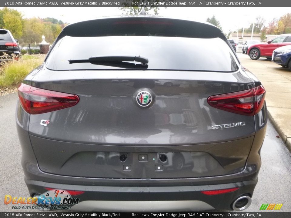 2018 Alfa Romeo Stelvio AWD Vesuvio Gray Metallic / Black/Red Photo #6