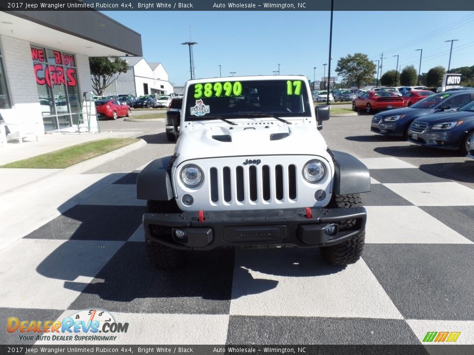 2017 Jeep Wrangler Unlimited Rubicon 4x4 Bright White / Black Photo #2