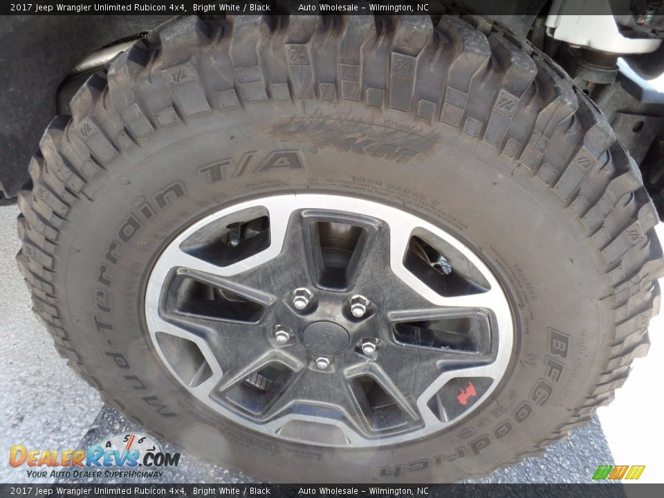 2017 Jeep Wrangler Unlimited Rubicon 4x4 Bright White / Black Photo #7
