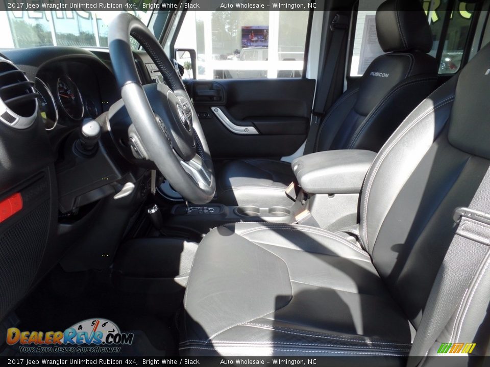 2017 Jeep Wrangler Unlimited Rubicon 4x4 Bright White / Black Photo #11
