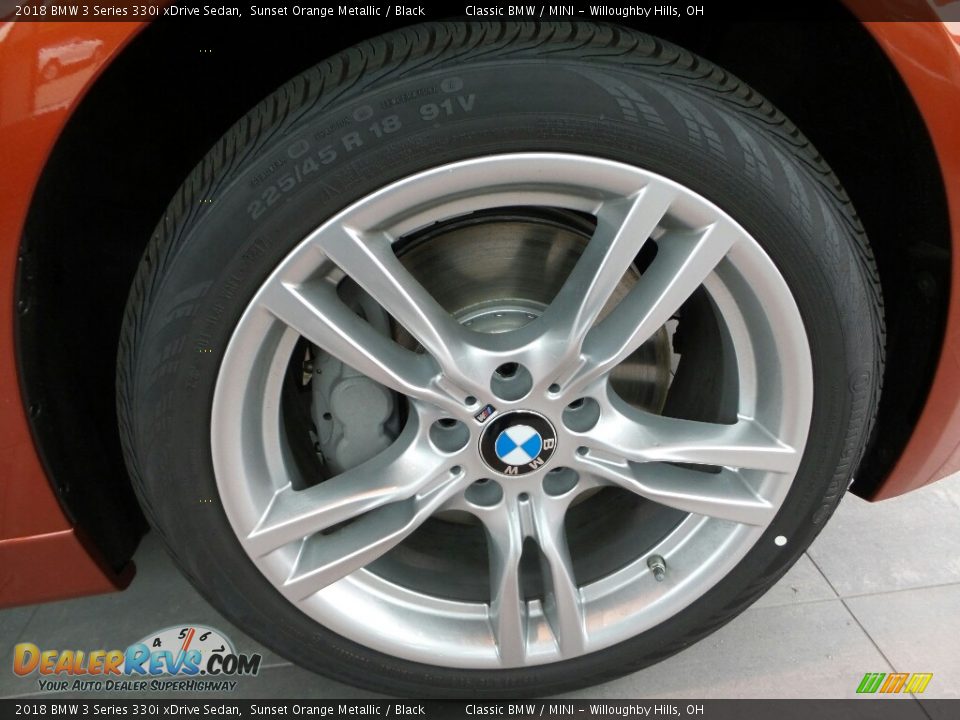 2018 BMW 3 Series 330i xDrive Sedan Sunset Orange Metallic / Black Photo #4