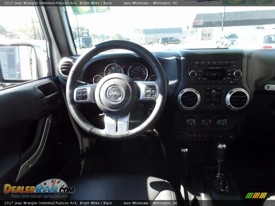 2017 Jeep Wrangler Unlimited Rubicon 4x4 Bright White / Black Photo #15