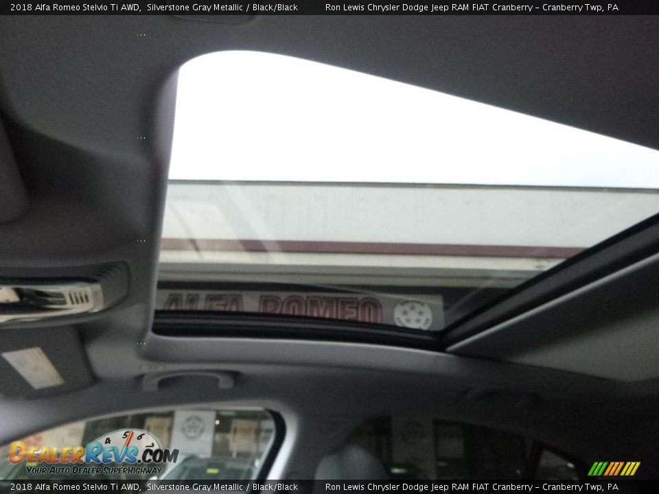 2018 Alfa Romeo Stelvio Ti AWD Silverstone Gray Metallic / Black/Black Photo #23