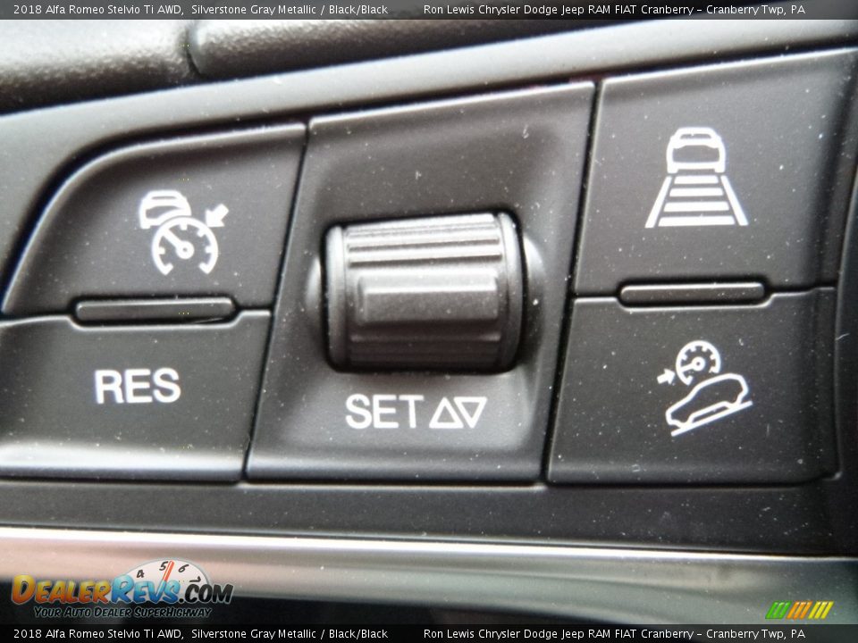 2018 Alfa Romeo Stelvio Ti AWD Silverstone Gray Metallic / Black/Black Photo #29