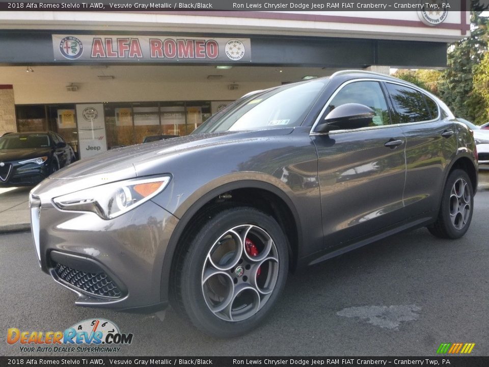2018 Alfa Romeo Stelvio Ti AWD Vesuvio Gray Metallic / Black/Black Photo #2