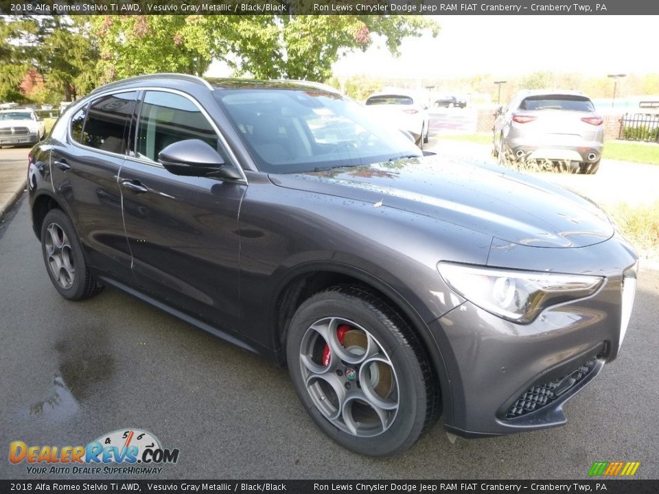 2018 Alfa Romeo Stelvio Ti AWD Vesuvio Gray Metallic / Black/Black Photo #10