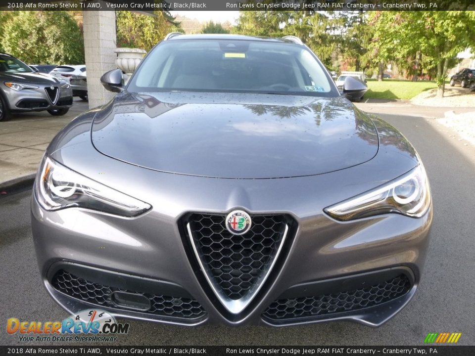 2018 Alfa Romeo Stelvio Ti AWD Vesuvio Gray Metallic / Black/Black Photo #12