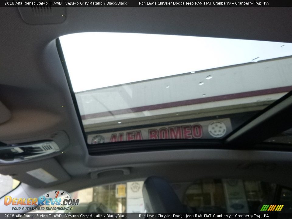 2018 Alfa Romeo Stelvio Ti AWD Vesuvio Gray Metallic / Black/Black Photo #24
