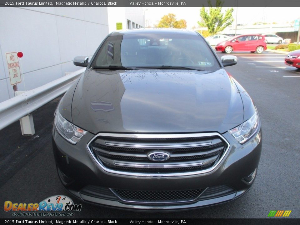 2015 Ford Taurus Limited Magnetic Metallic / Charcoal Black Photo #9