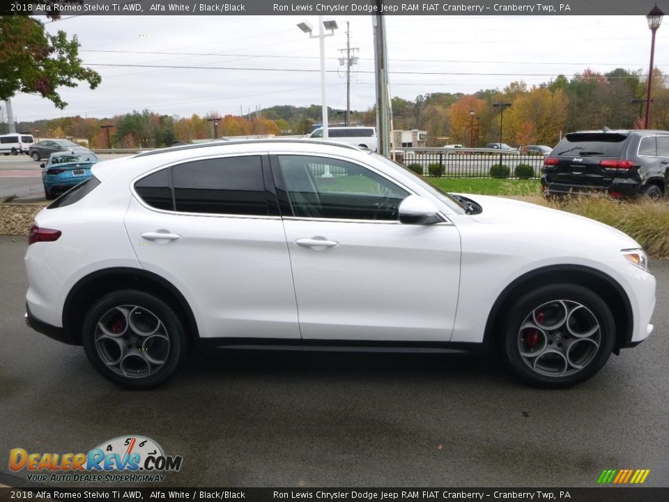 2018 Alfa Romeo Stelvio Ti AWD Alfa White / Black/Black Photo #9
