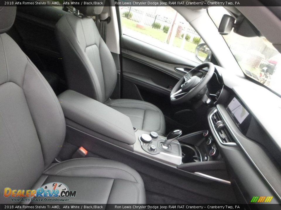 2018 Alfa Romeo Stelvio Ti AWD Alfa White / Black/Black Photo #14