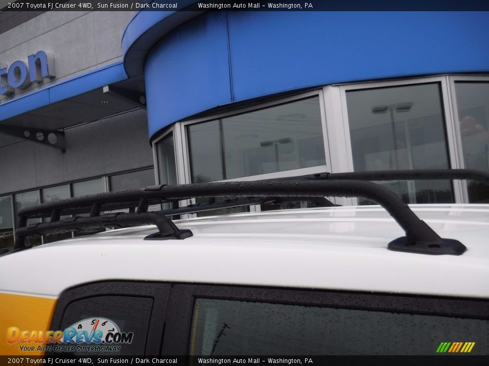 2007 Toyota FJ Cruiser 4WD Sun Fusion / Dark Charcoal Photo #3
