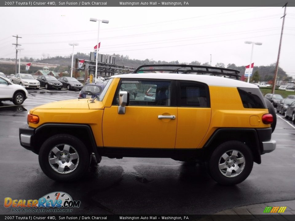 2007 Toyota FJ Cruiser 4WD Sun Fusion / Dark Charcoal Photo #6