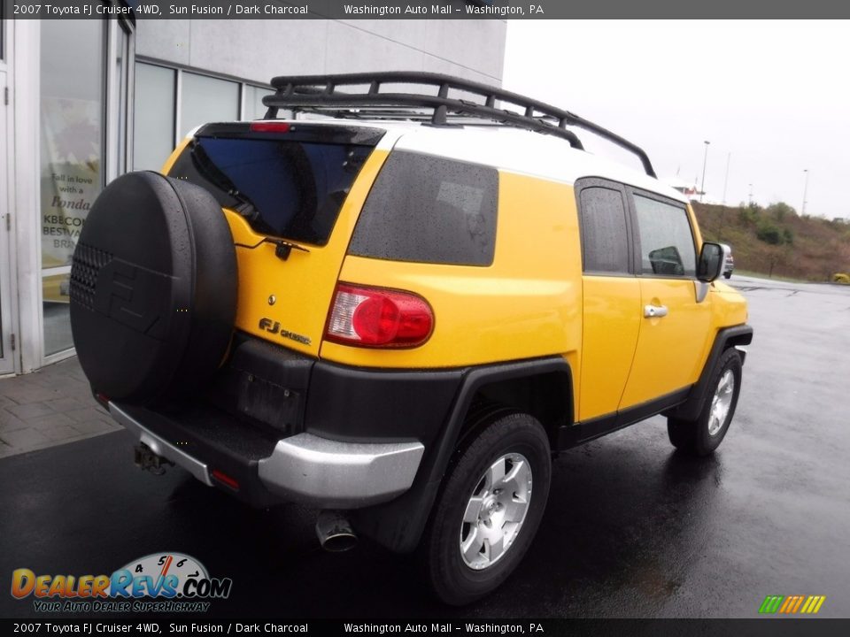 2007 Toyota FJ Cruiser 4WD Sun Fusion / Dark Charcoal Photo #9
