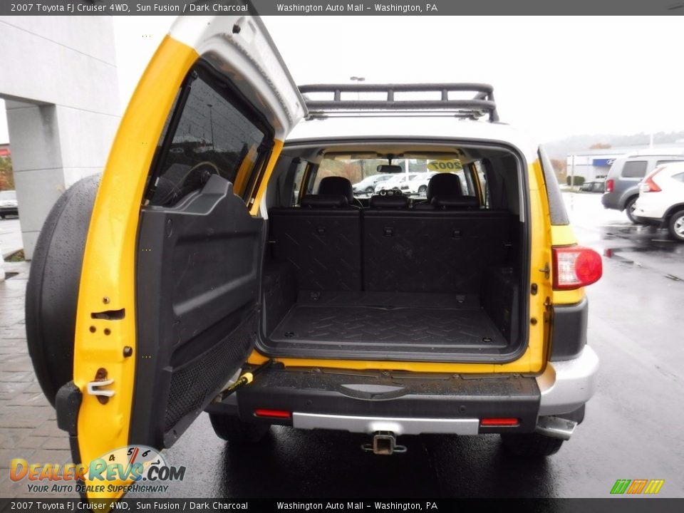 2007 Toyota FJ Cruiser 4WD Sun Fusion / Dark Charcoal Photo #10