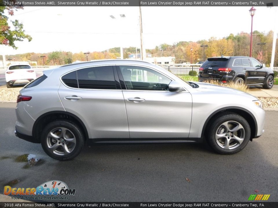 2018 Alfa Romeo Stelvio AWD Silverstone Gray Metallic / Black/Chocolate Photo #9
