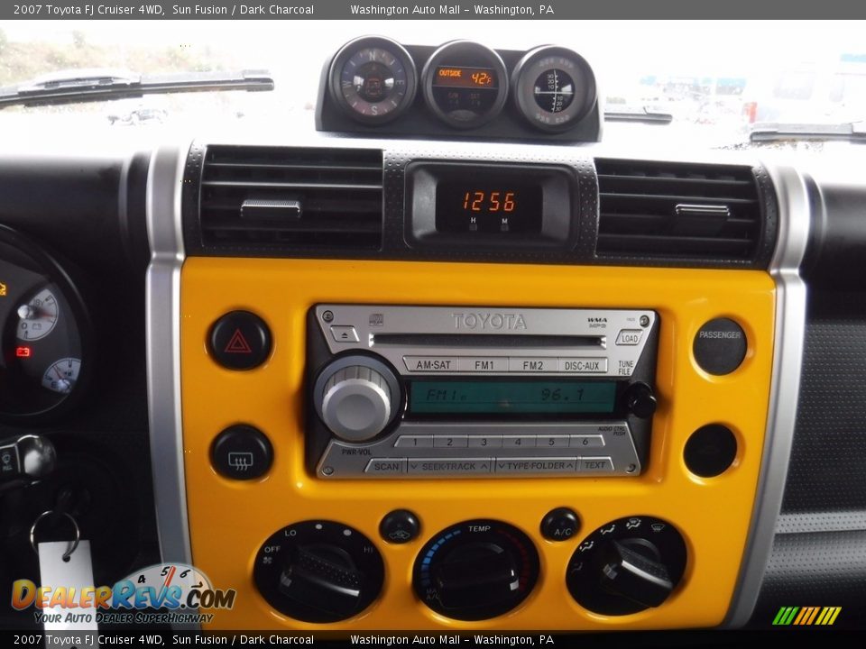 2007 Toyota FJ Cruiser 4WD Sun Fusion / Dark Charcoal Photo #19
