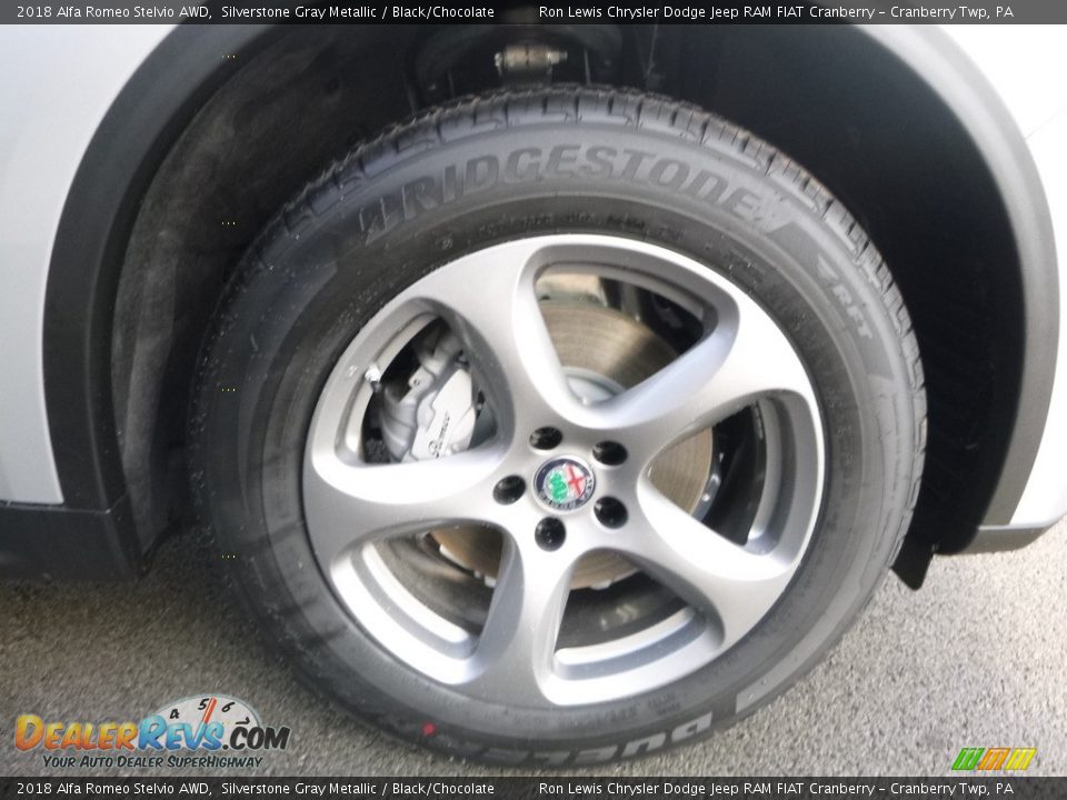 2018 Alfa Romeo Stelvio AWD Wheel Photo #13