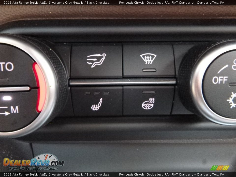 2018 Alfa Romeo Stelvio AWD Silverstone Gray Metallic / Black/Chocolate Photo #24