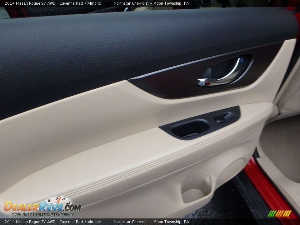 2014 Nissan Rogue SV AWD Cayenne Red / Almond Photo #23