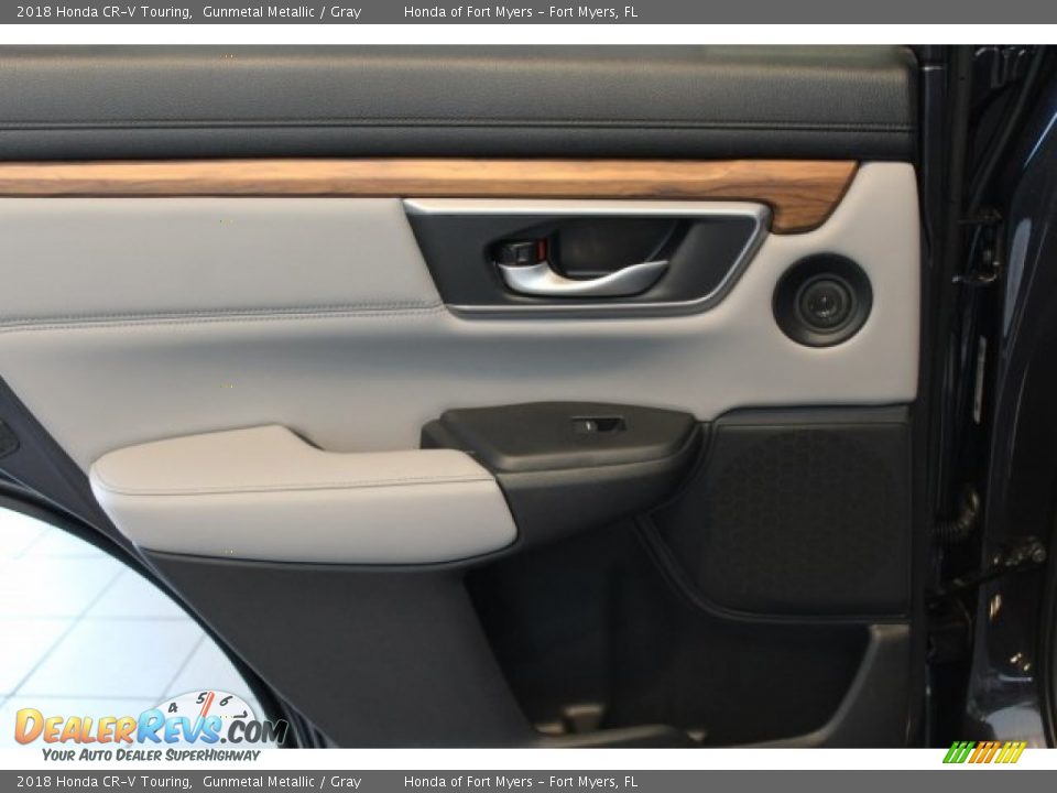 2018 Honda CR-V Touring Gunmetal Metallic / Gray Photo #29