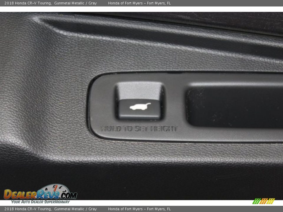 2018 Honda CR-V Touring Gunmetal Metallic / Gray Photo #32