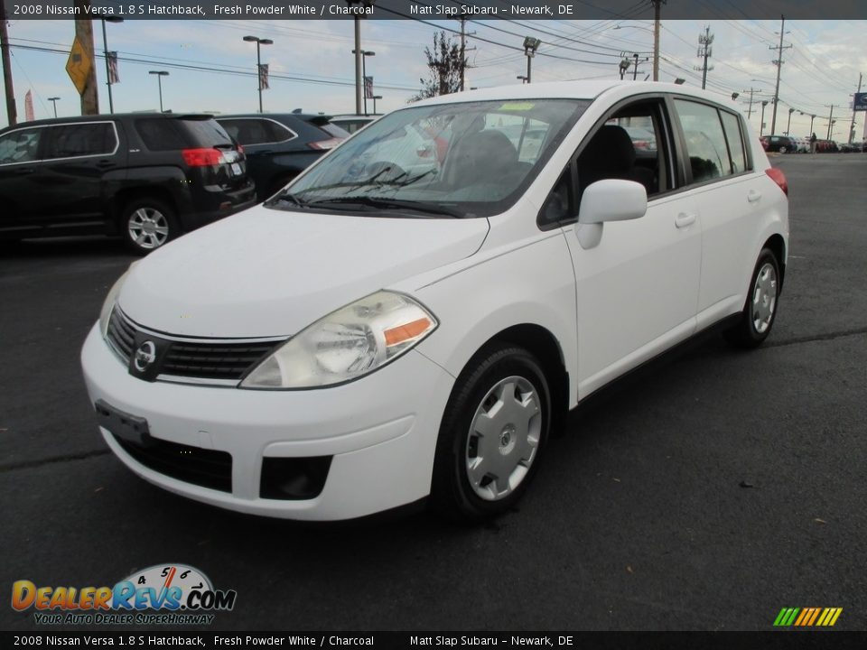 2008 Nissan Versa 1.8 S Hatchback Fresh Powder White / Charcoal Photo #2