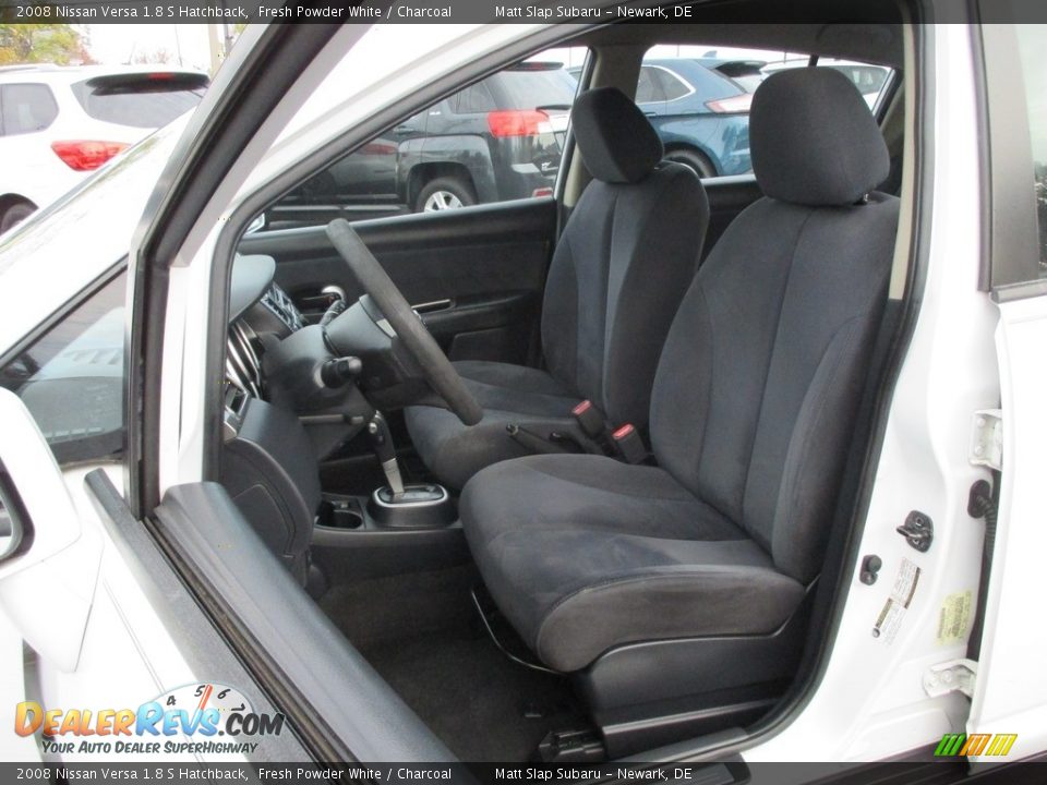 2008 Nissan Versa 1.8 S Hatchback Fresh Powder White / Charcoal Photo #15