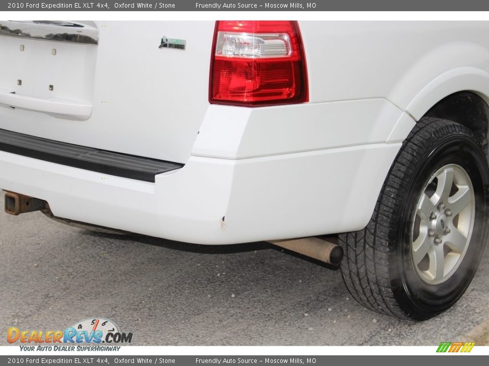 2010 Ford Expedition EL XLT 4x4 Oxford White / Stone Photo #18