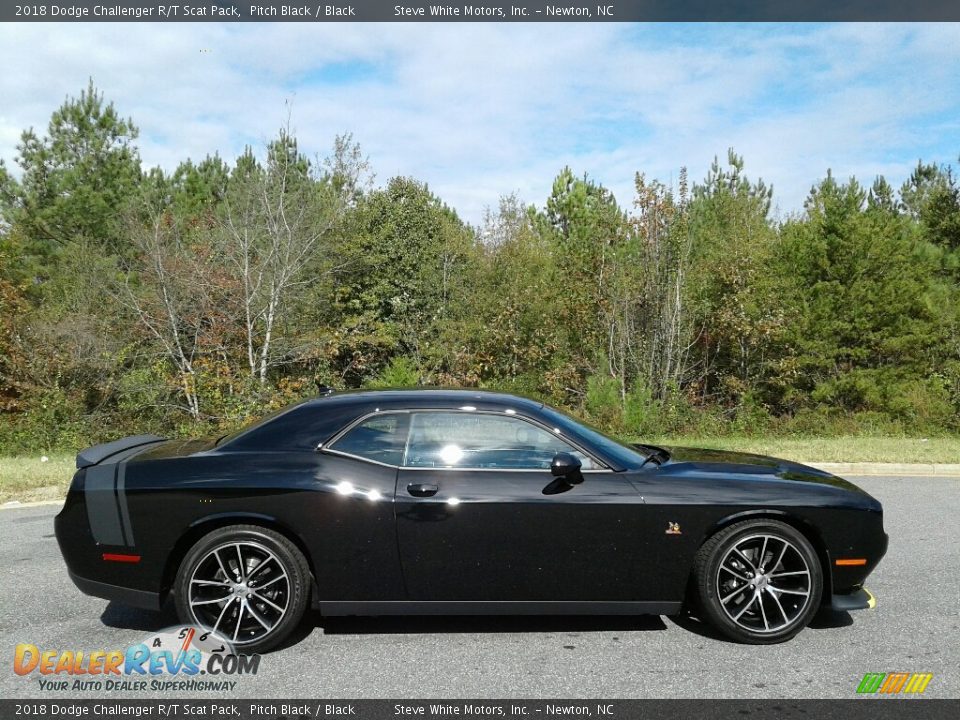 2018 Dodge Challenger R/T Scat Pack Pitch Black / Black Photo #5
