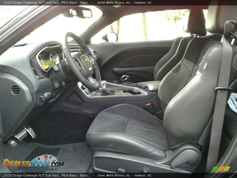2018 Dodge Challenger R/T Scat Pack Pitch Black / Black Photo #9