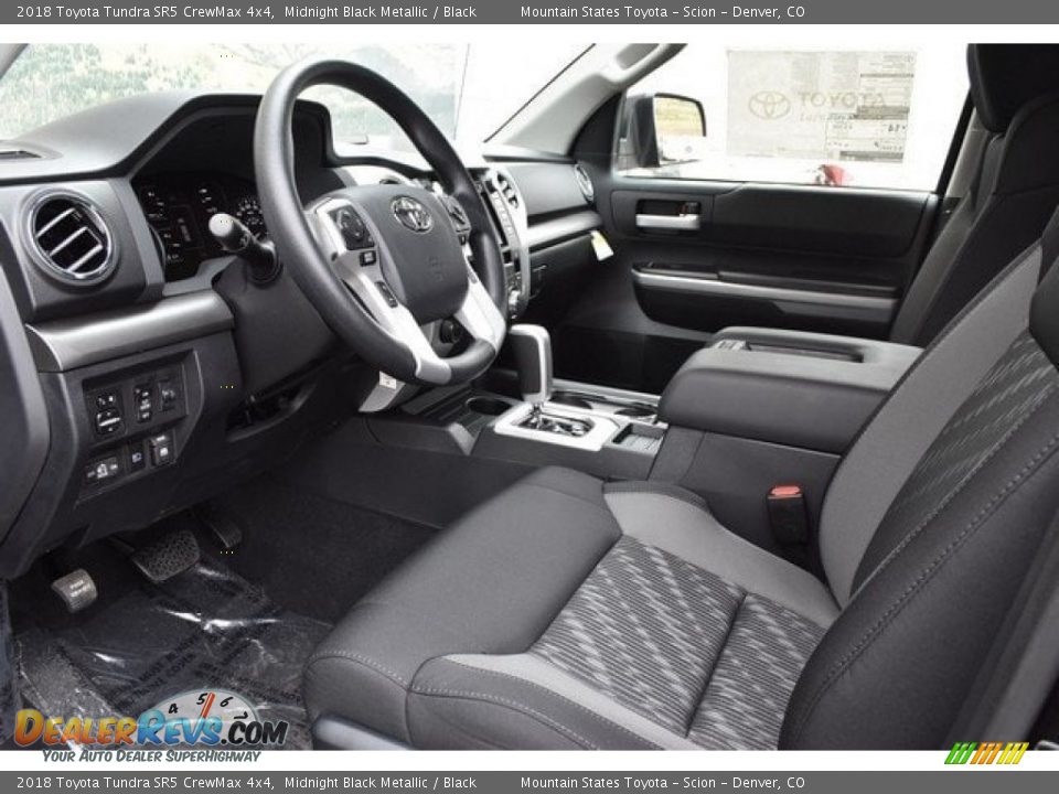 2018 Toyota Tundra SR5 CrewMax 4x4 Midnight Black Metallic / Black Photo #5