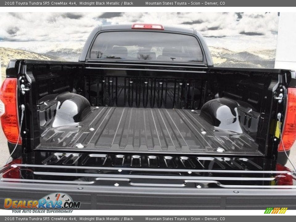 2018 Toyota Tundra SR5 CrewMax 4x4 Midnight Black Metallic / Black Photo #8