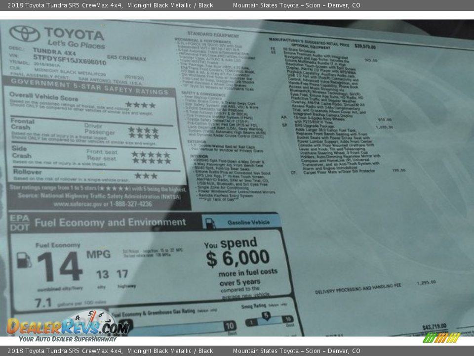 2018 Toyota Tundra SR5 CrewMax 4x4 Midnight Black Metallic / Black Photo #10