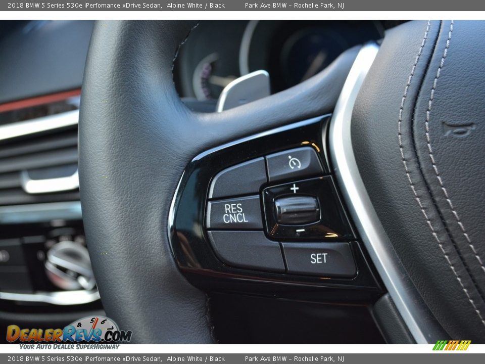 Controls of 2018 BMW 5 Series 530e iPerfomance xDrive Sedan Photo #18