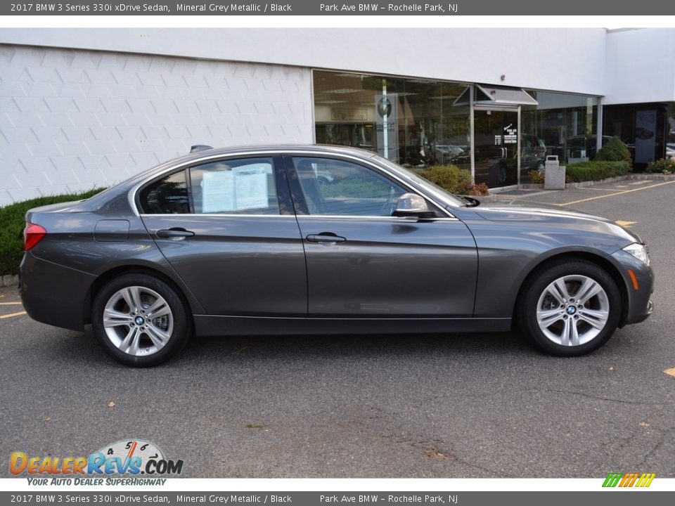 2017 BMW 3 Series 330i xDrive Sedan Mineral Grey Metallic / Black Photo #2