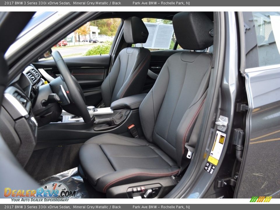 2017 BMW 3 Series 330i xDrive Sedan Mineral Grey Metallic / Black Photo #13